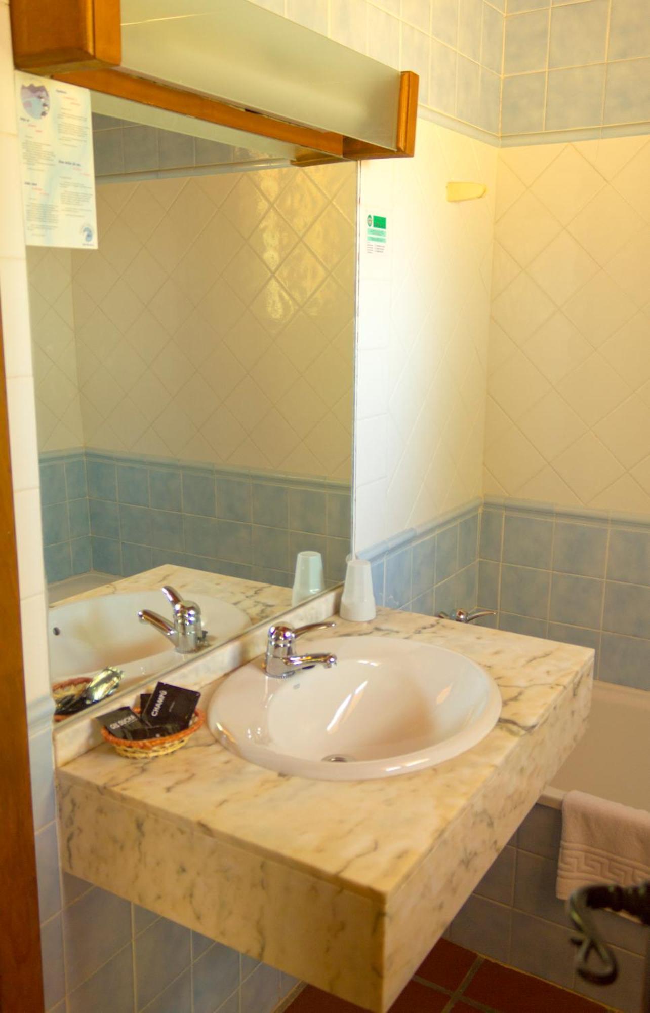La Hospederia Del Silencio Aparthotel Robledillo de la Vera Room photo